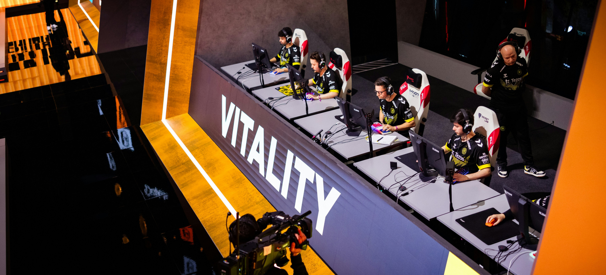 Vitality обойдет Team Spirit в рейтинге HLTV и займет третье место